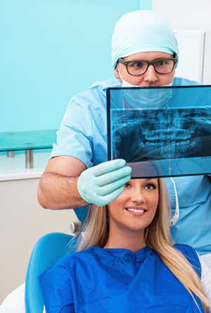 TAC dental (Dentiscan) 1 arcada en Clínica Dental Cea Bermúdez 46