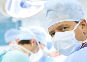 Cirugía para tumores primarios en Hospital Nuestra Señora del Rosario